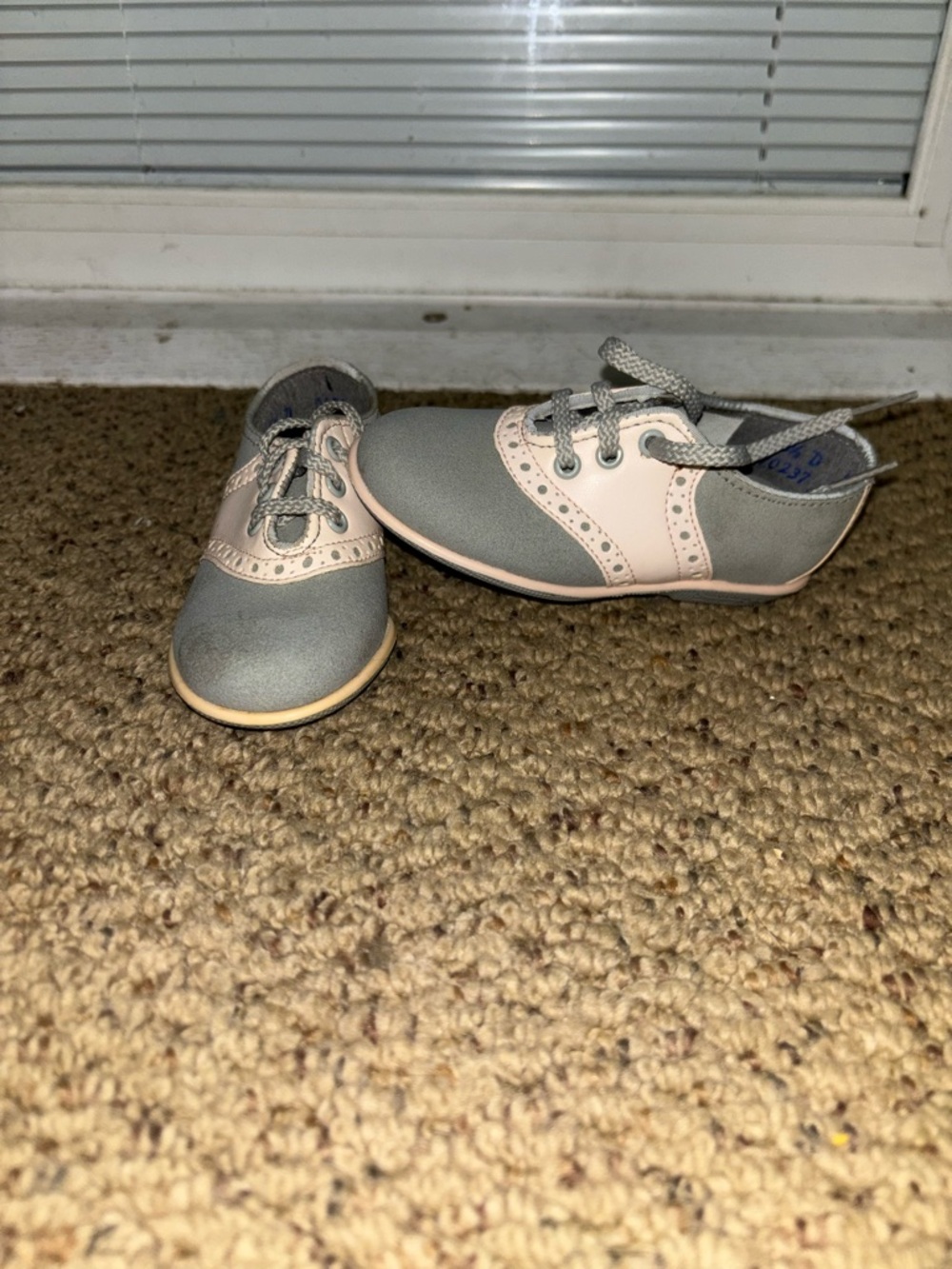 Gray and Light Pink Kids Lace-Up Dress Shoes toddler size 5 size 1/2